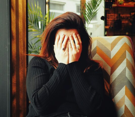 불안함을 달래기위한 방어막 방어기제